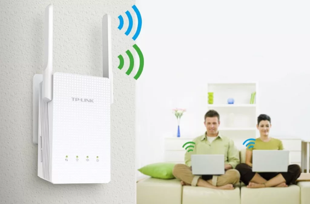 A Wi-Fi extender is a repeater device that connects to the router wirelessly or a wired connection to extend the Internet signal to rooms, so it is a separate device located between your wireless router and the areas where you want to strengthen the network.